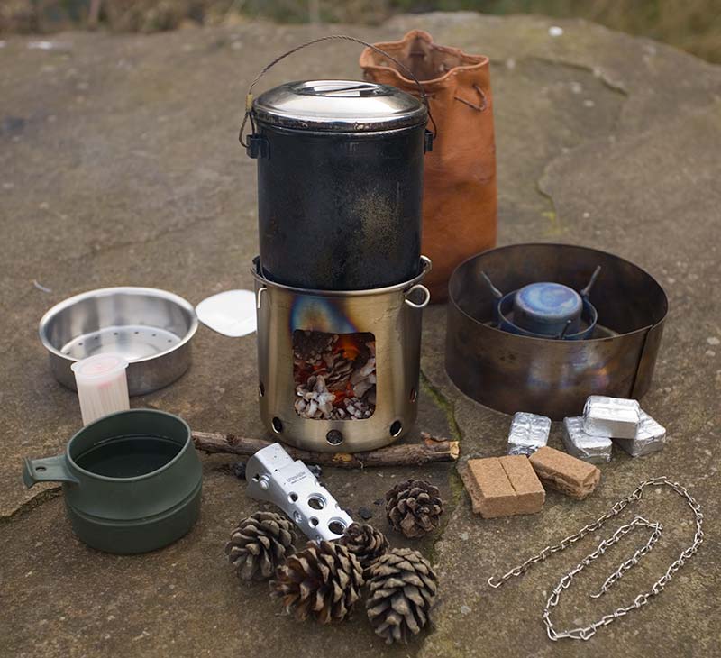 Wayland's Hobo Stove unpacked and in use.